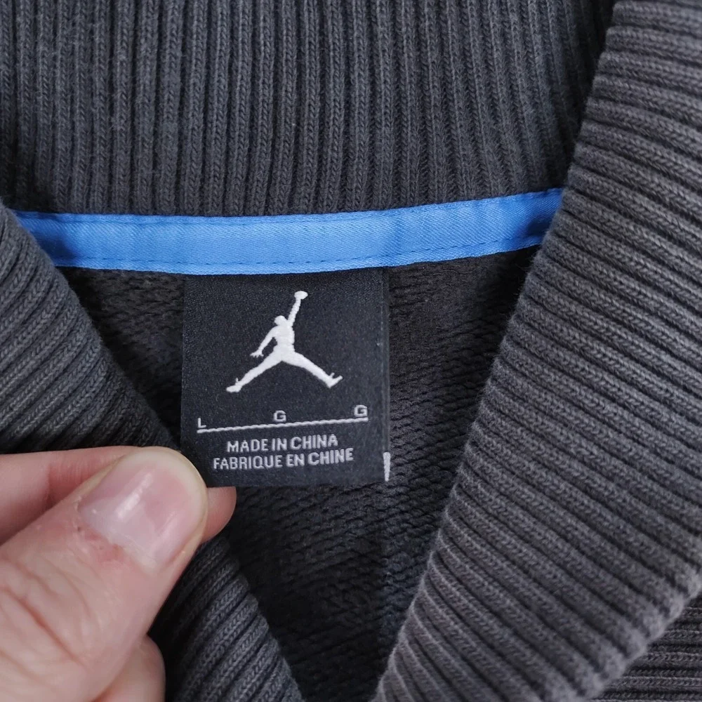 Nike Air Jordan Sweater Mens Large Gray Cotton Thick Heavy Jumpman Collar Warm